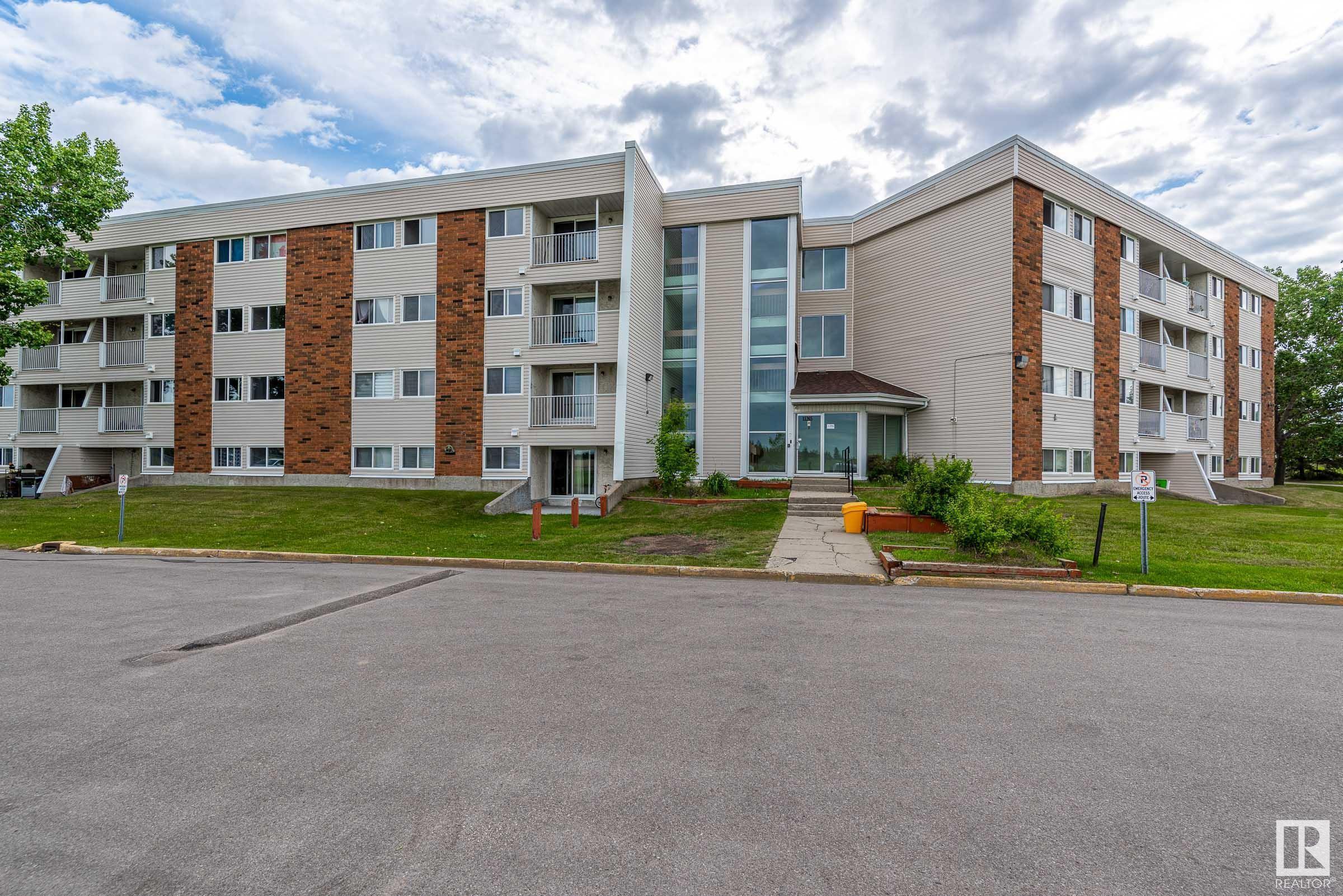 11265 31 Avenue NW 77  Edmonton AB T6J 3V7 photo