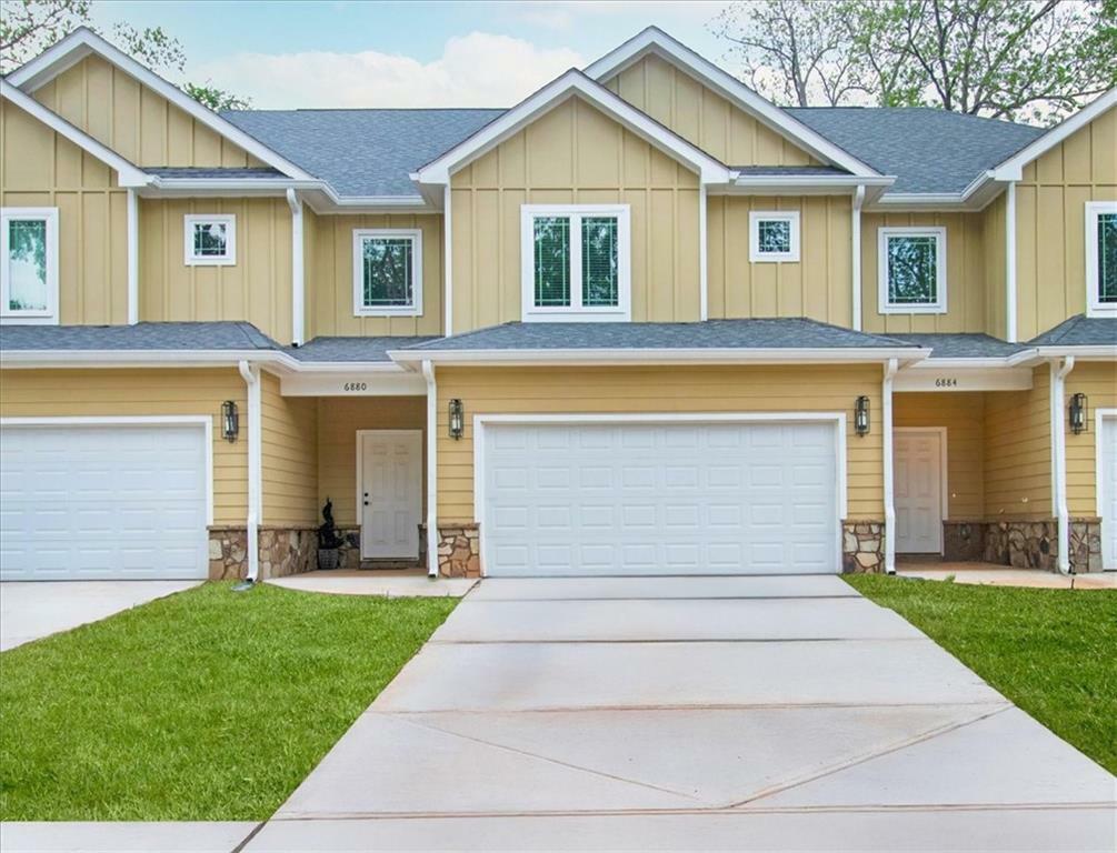 Property Photo: 6880 Robinson Street GA 30058
