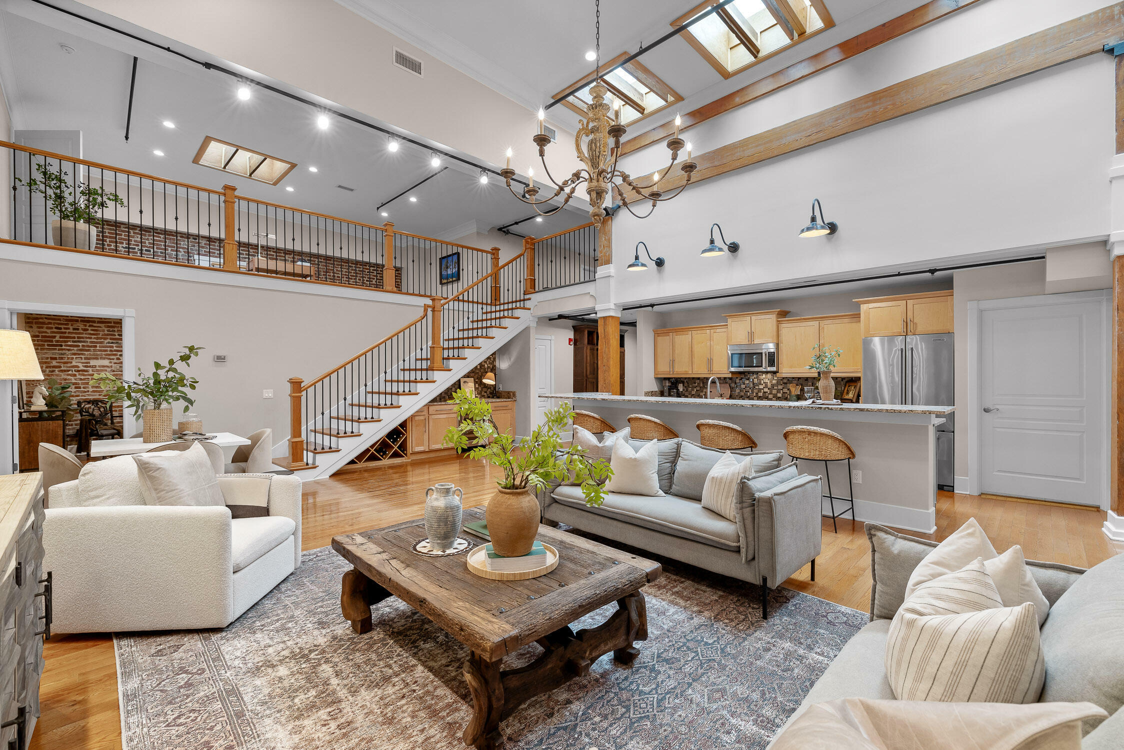 Property Photo: 1467 Market Street TN 37402