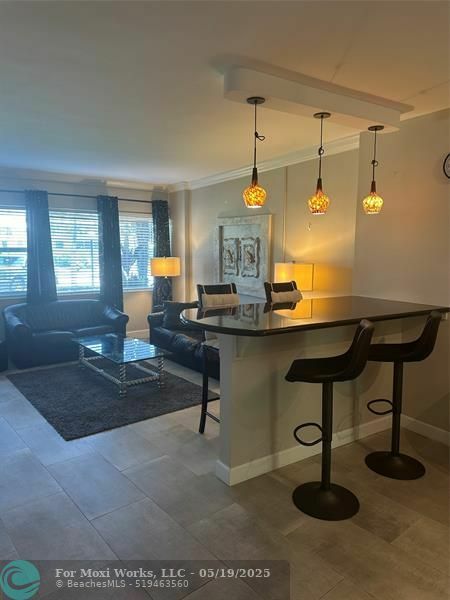 Property Photo: 3250 NE 28th St 109 FL 33308