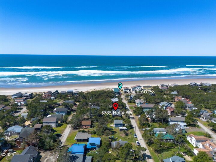 Property Photo: 5785 Holly Avenue OR 97112