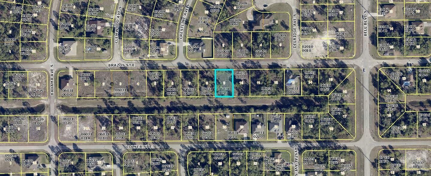 Property Photo: 744 Brazos Street E FL 33974