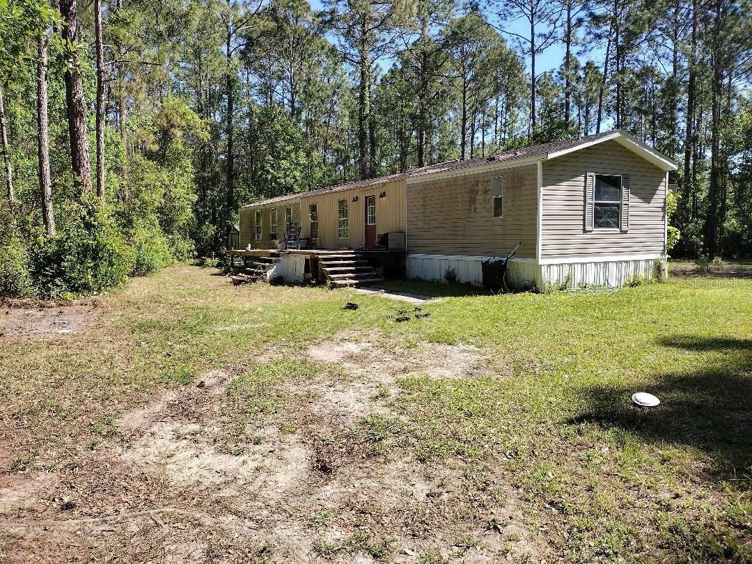 Property Photo: 1215 Beech Boulevard FL 32110