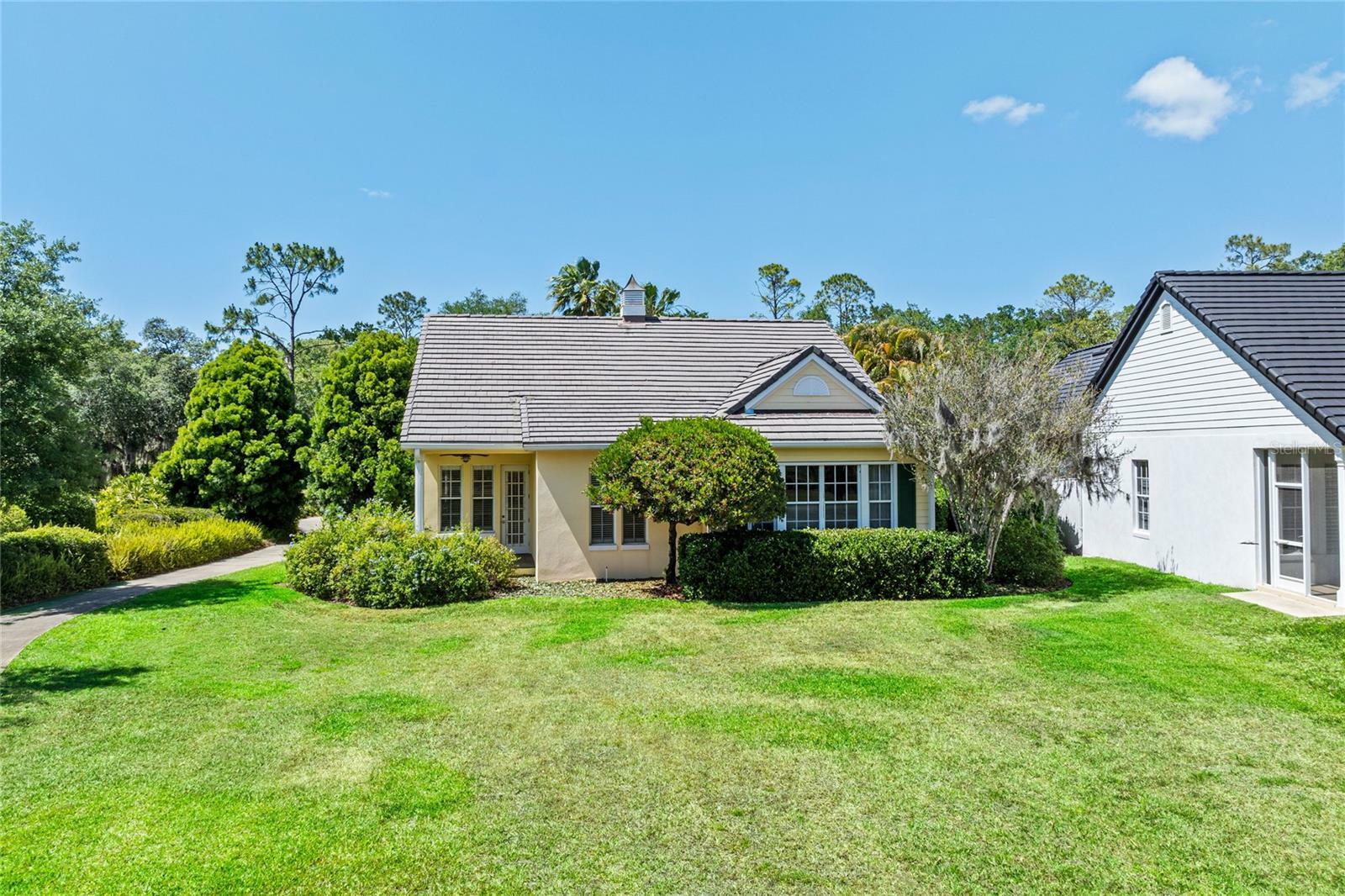 Property Photo: 9640 Bryanston Drive FL 32827