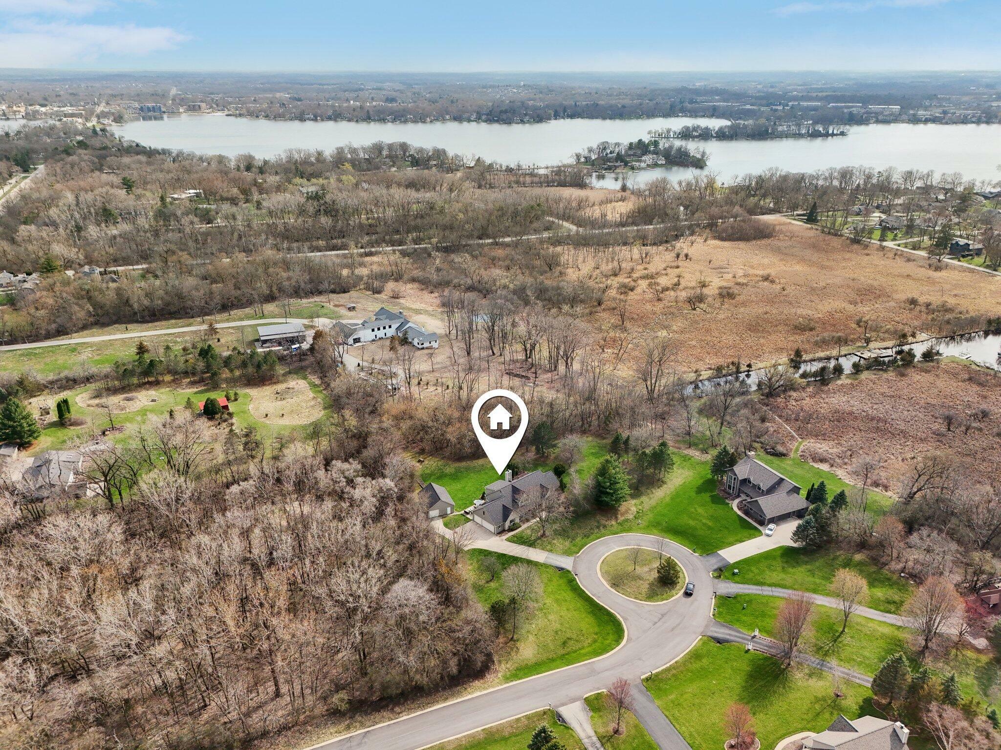 Property Photo: N62w38169 Westwinds Ct WI 53066