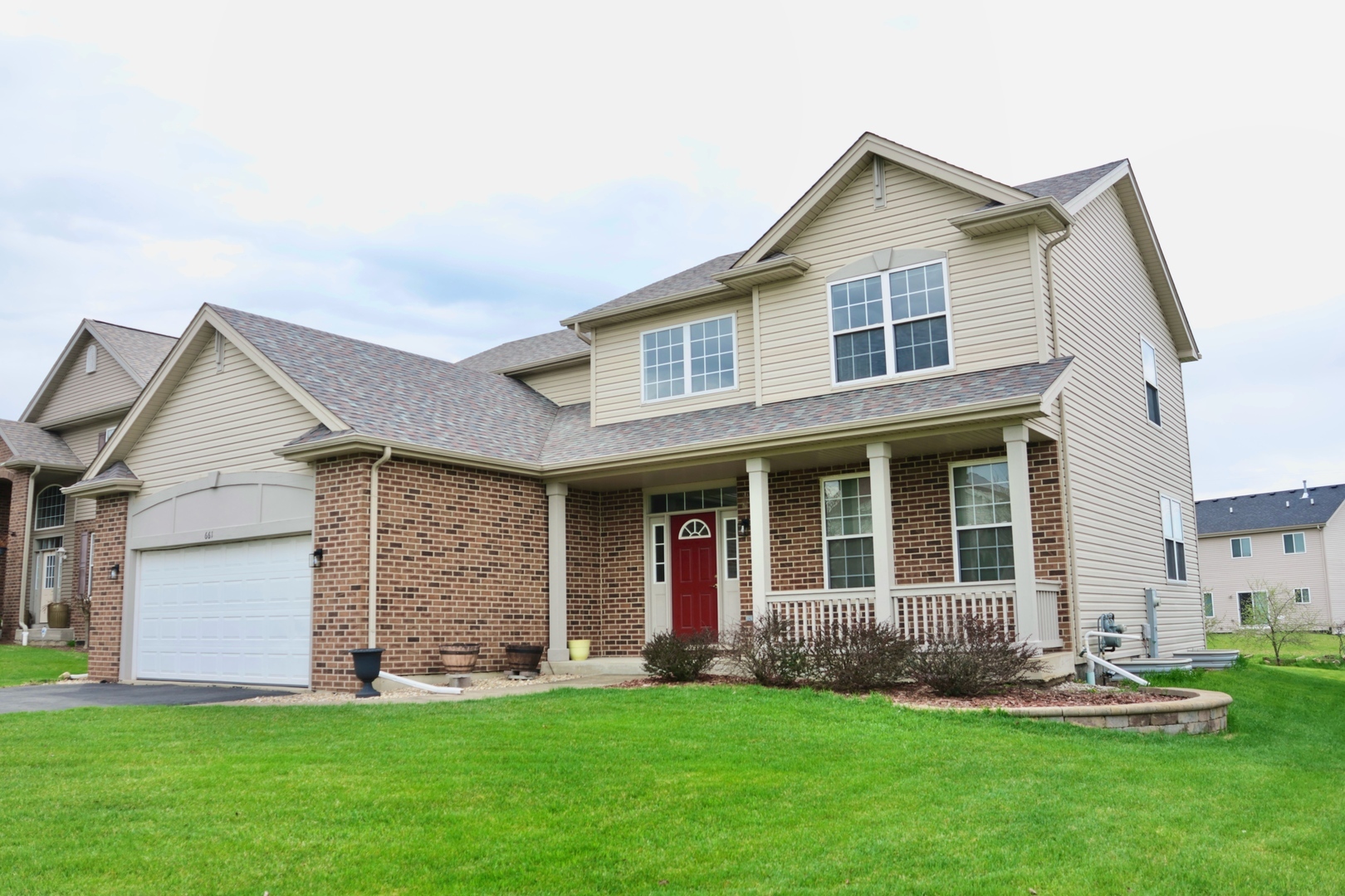 Property Photo: 661 Bluebonnett Drive IL 60505