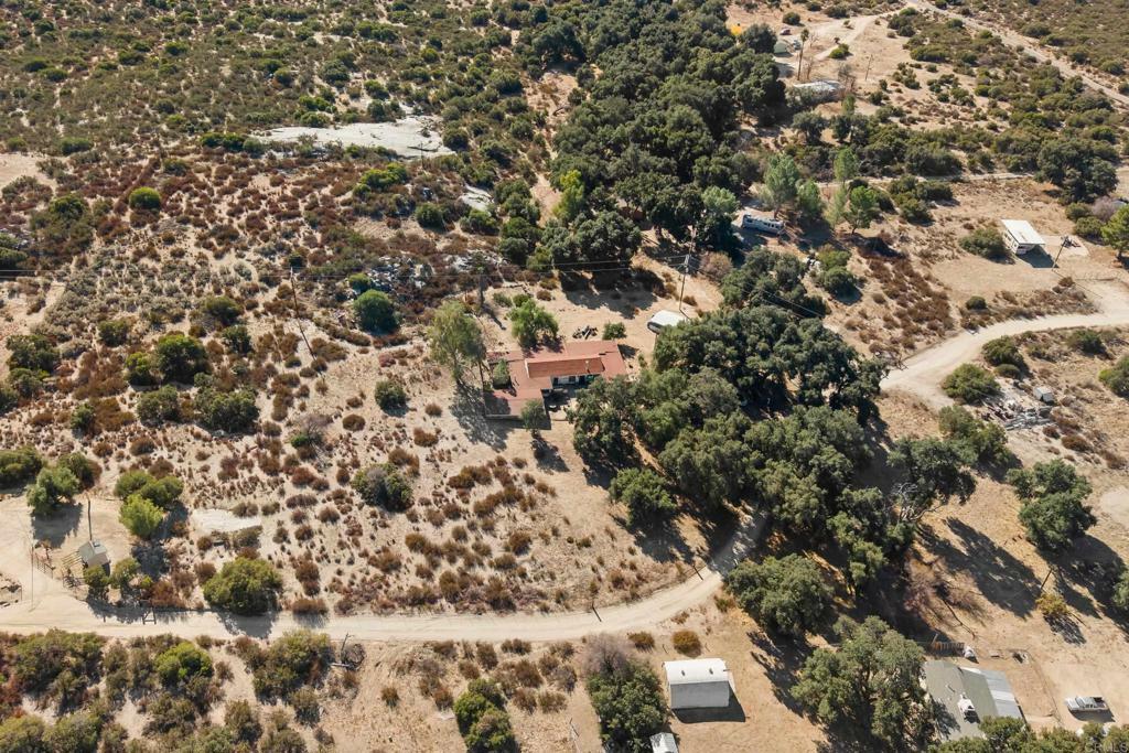 Property Photo: 1536 Campo Truck Trl CA 91906