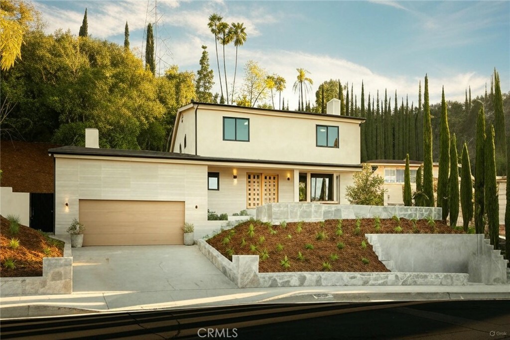 11268 Dona Lola Drive  Studio City CA 91604 photo