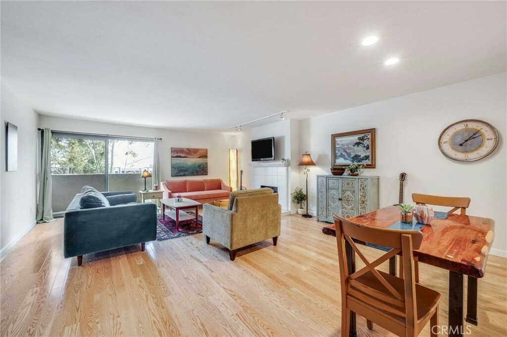 Property Photo: 1940 N Highland Avenue 69 CA 90068