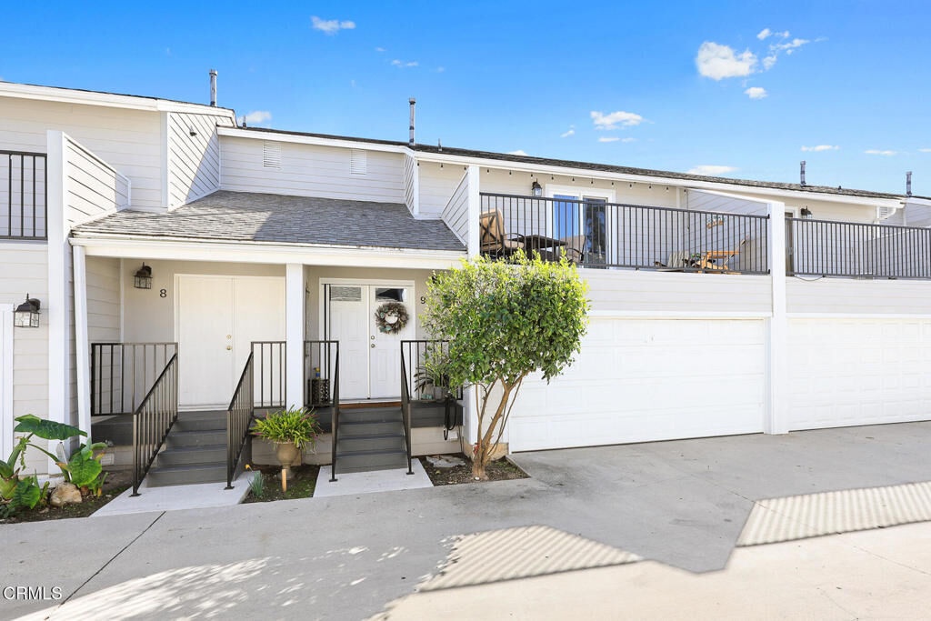 Property Photo: 2104 Raymond Avenue 9 CA 91001