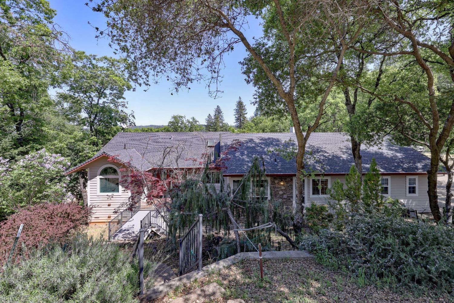 Property Photo: 18572 Hummingbird Drive CA 95946