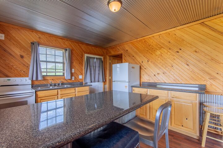 2705 Catfish Ln  Crump TN 38327 photo