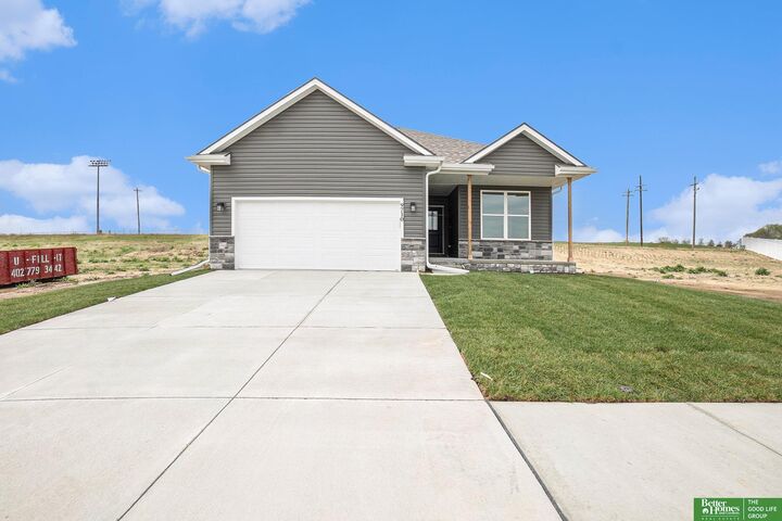 Property Photo: 9710 N 167 Avenue Circle NE 68007