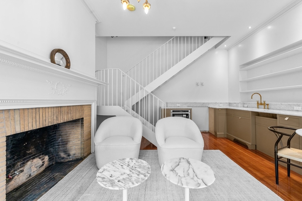 Property Photo:  320 Tappan 1  MA 02445 