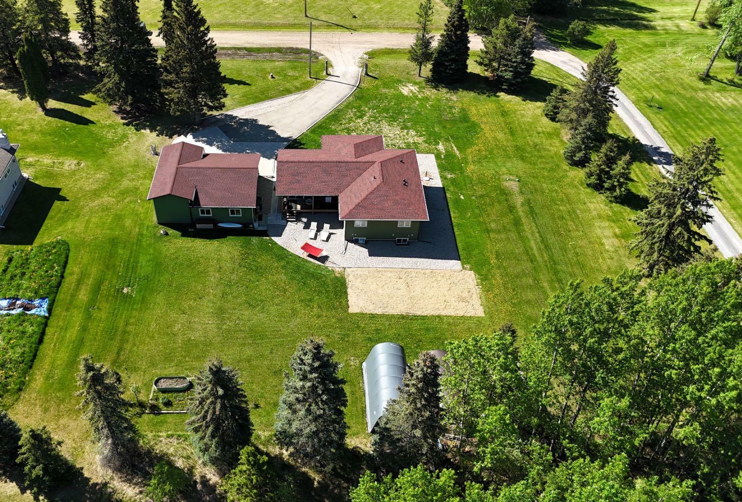 Photo de la propriété: 6624 17 Avenue AB T7E 1S4