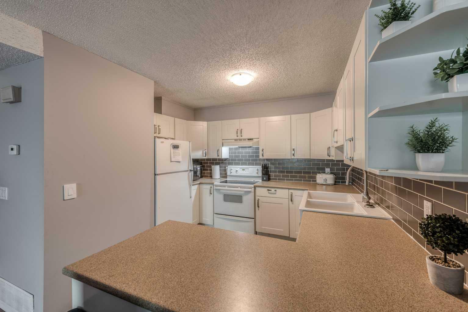 Property Photo: 3015 51 Street SW 81 AB T3E 6N5