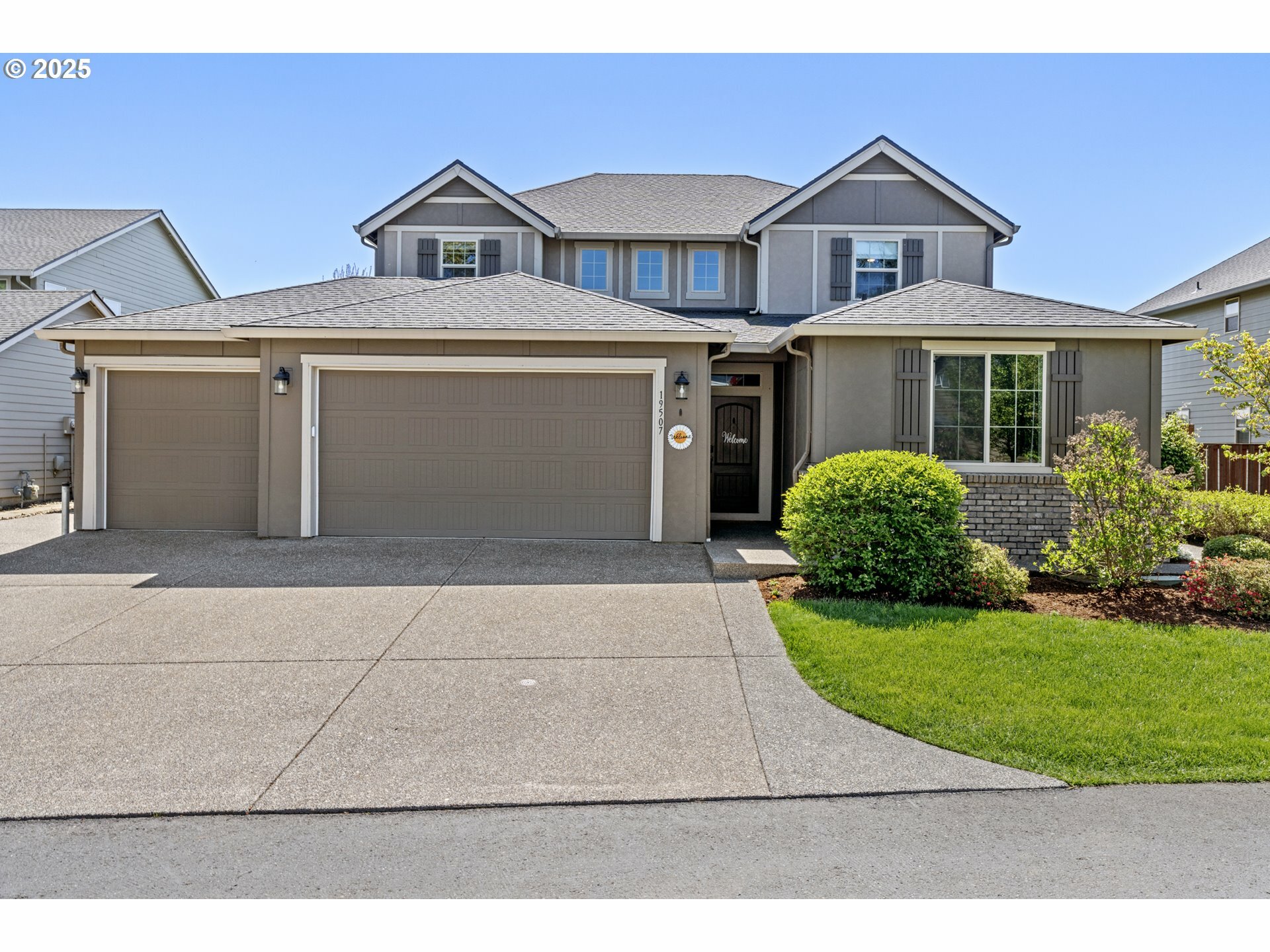 Property Photo: 19507 NE 22nd Cir WA 98684