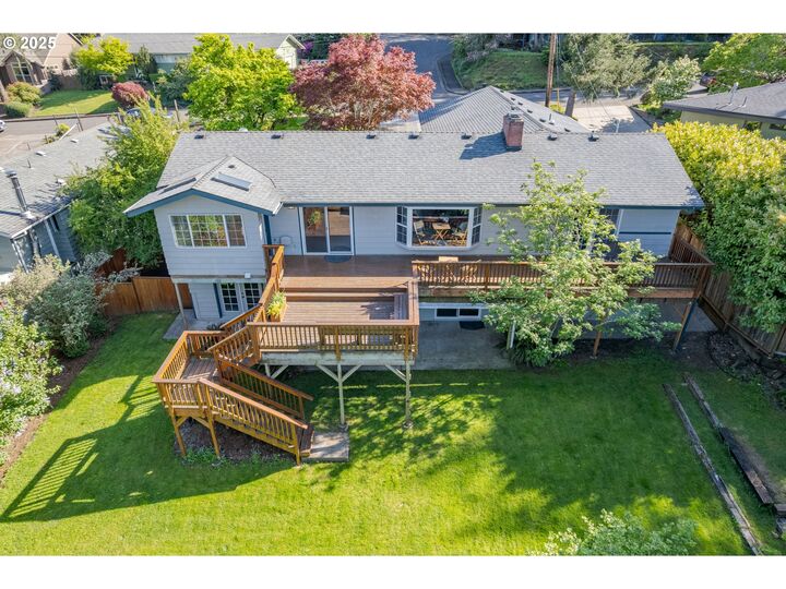 637 E 39th Pl  Eugene OR 97405 photo