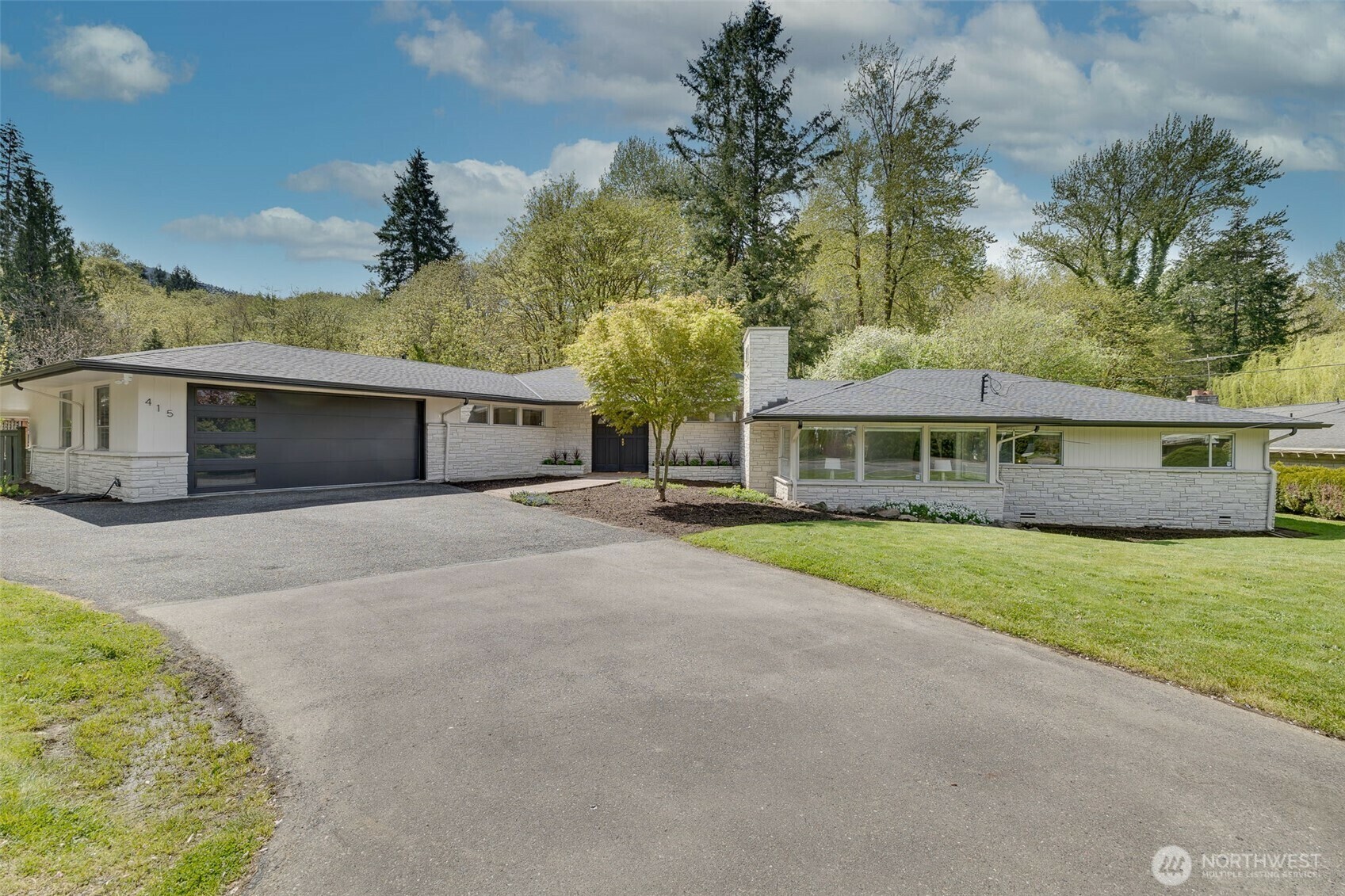 Property Photo: 415 Front Street S WA 98027