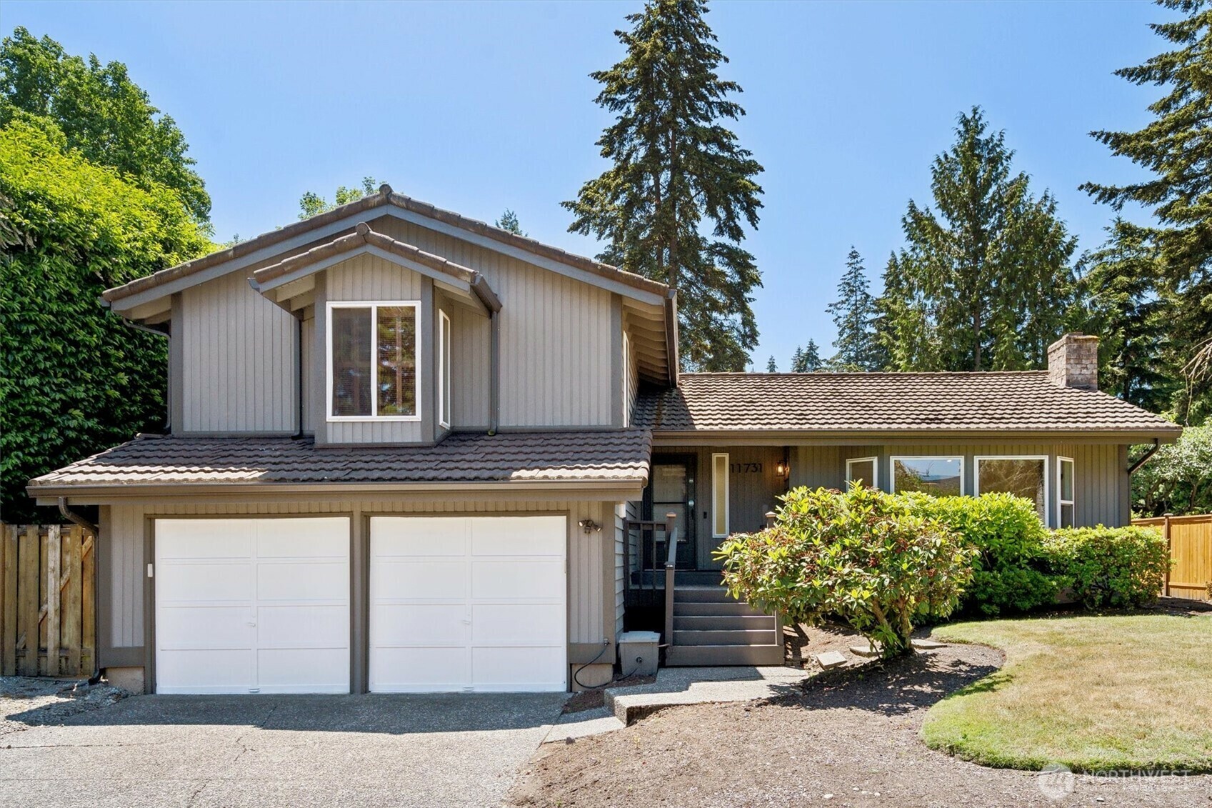 11731 SE 65th Street  Bellevue WA 98006 photo
