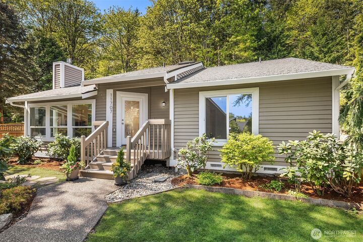 11707 NE 105th Lane  Kirkland WA 98033 photo