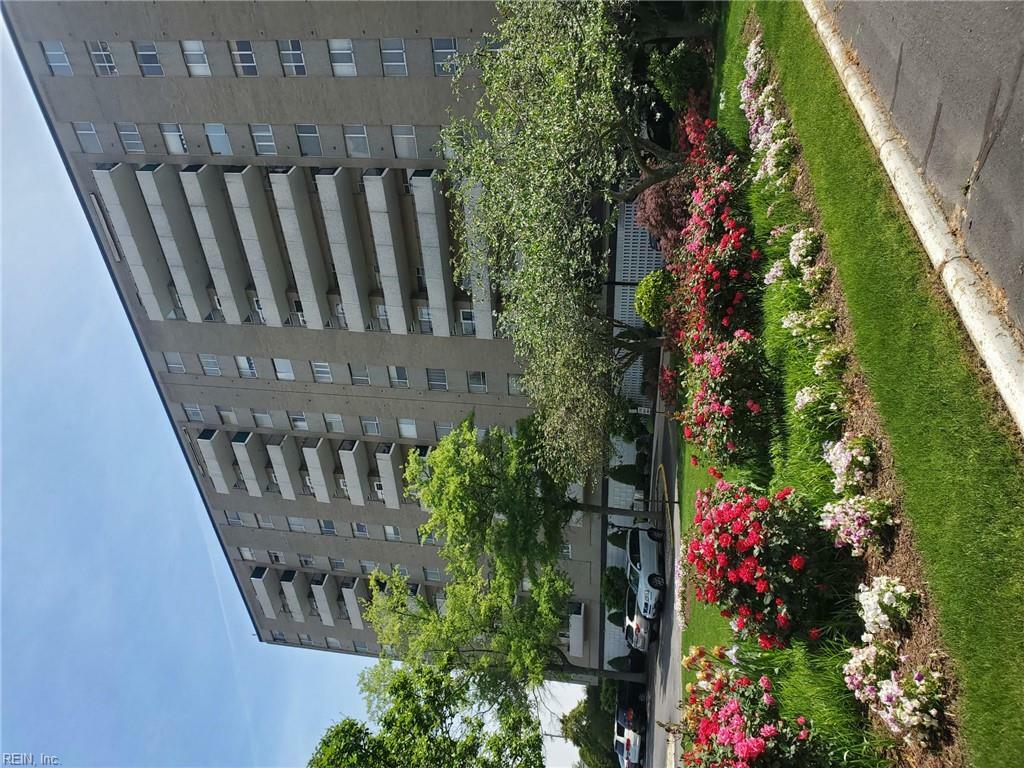 7320 Glenroie Ave 7J  Norfolk VA 23505 photo