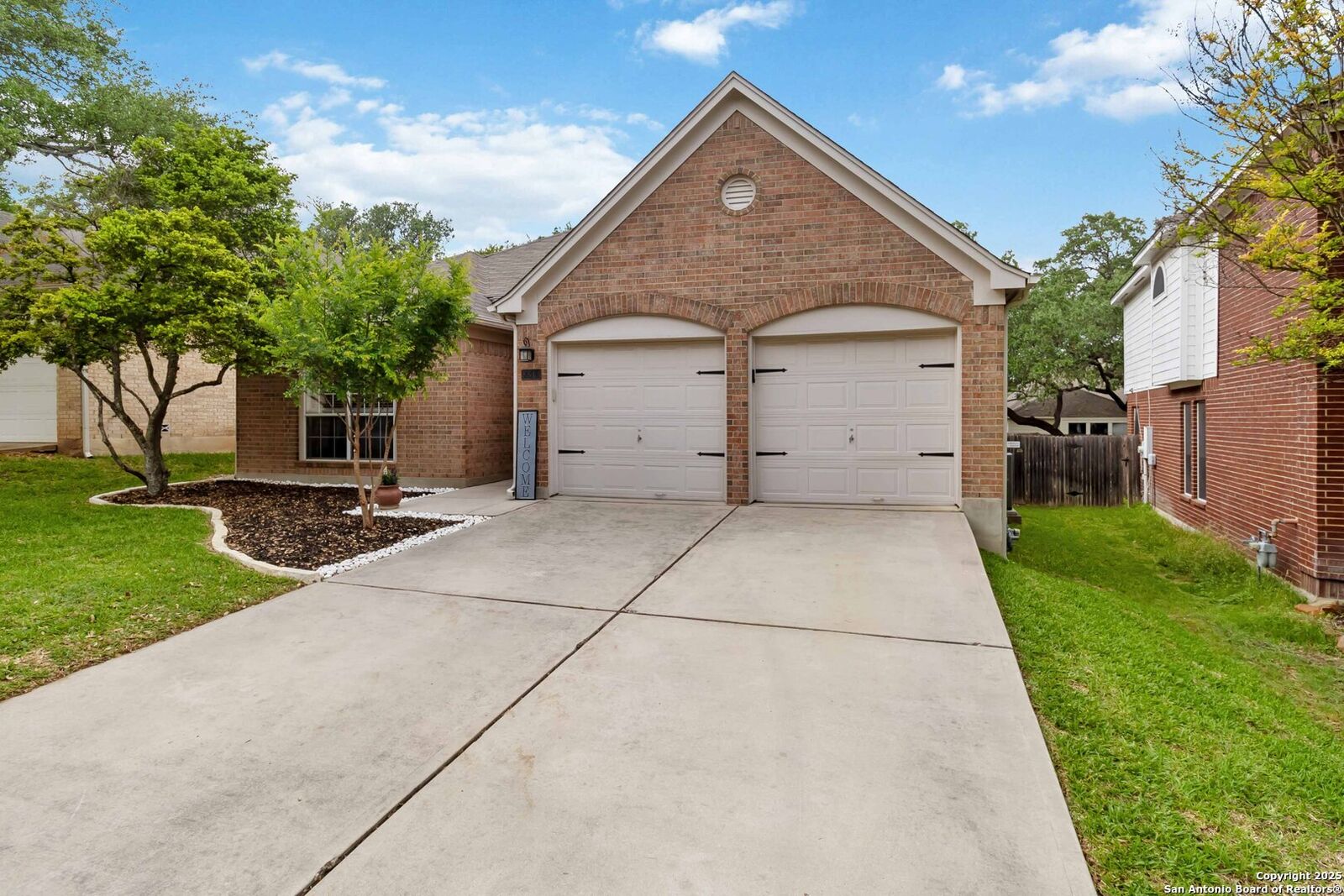 Property Photo: 8843 Brae Crest Dr TX 78249