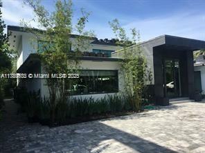 635 Curtiswood Dr  Key Biscayne FL 33149 photo