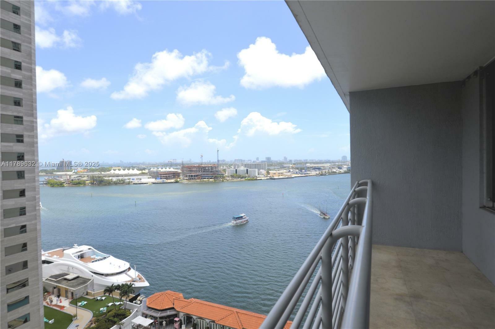 Property Photo: 335 S Biscayne Blvd 1904 FL 33131
