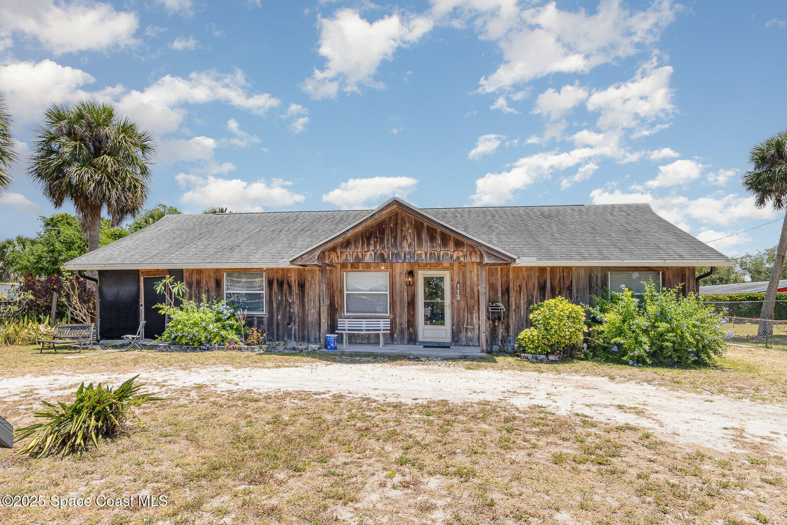 Property Photo:  113 Hibiscus Street  FL 32935 