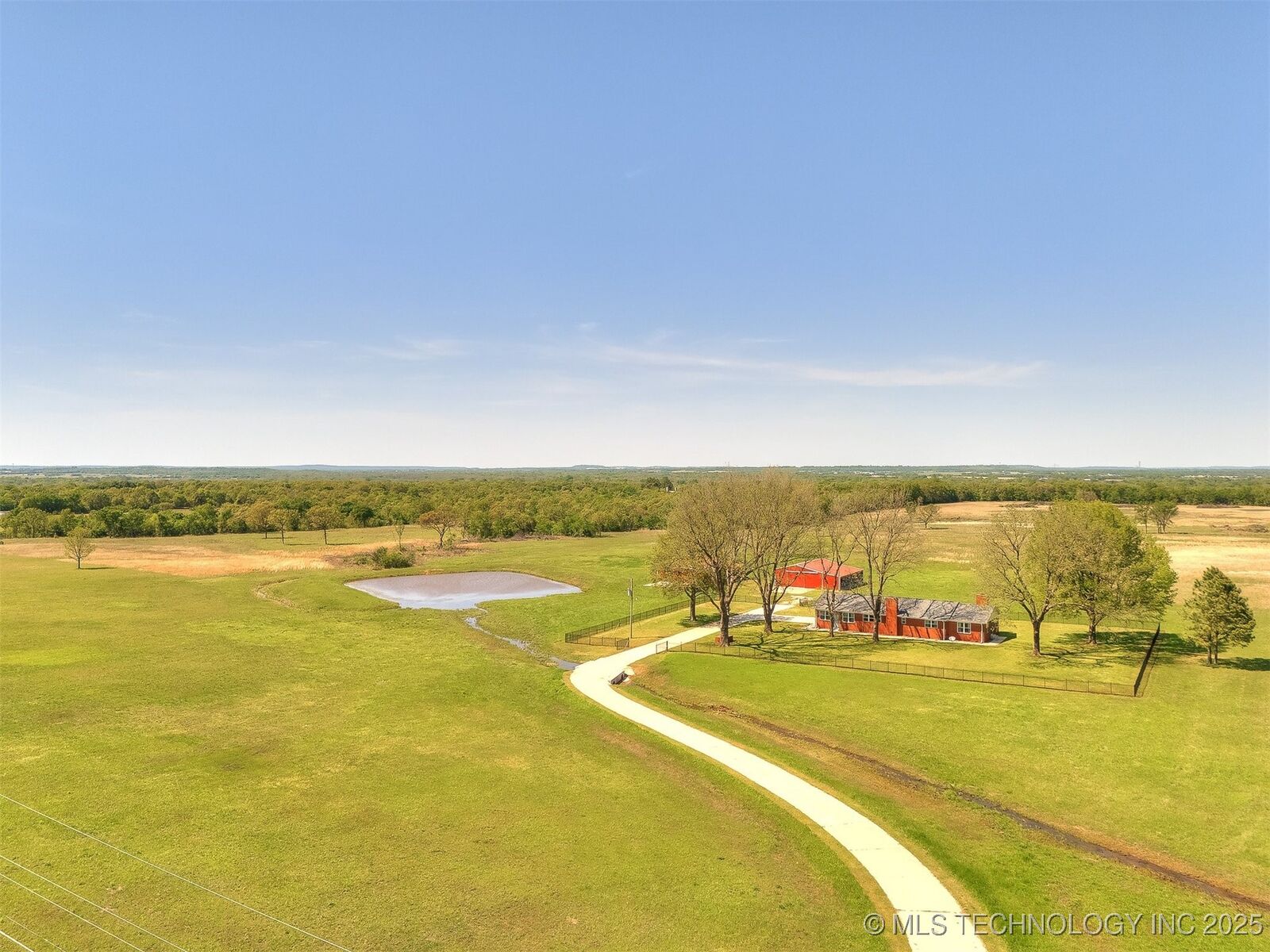 Property Photo:  14365 Creager Road  OK 74047 