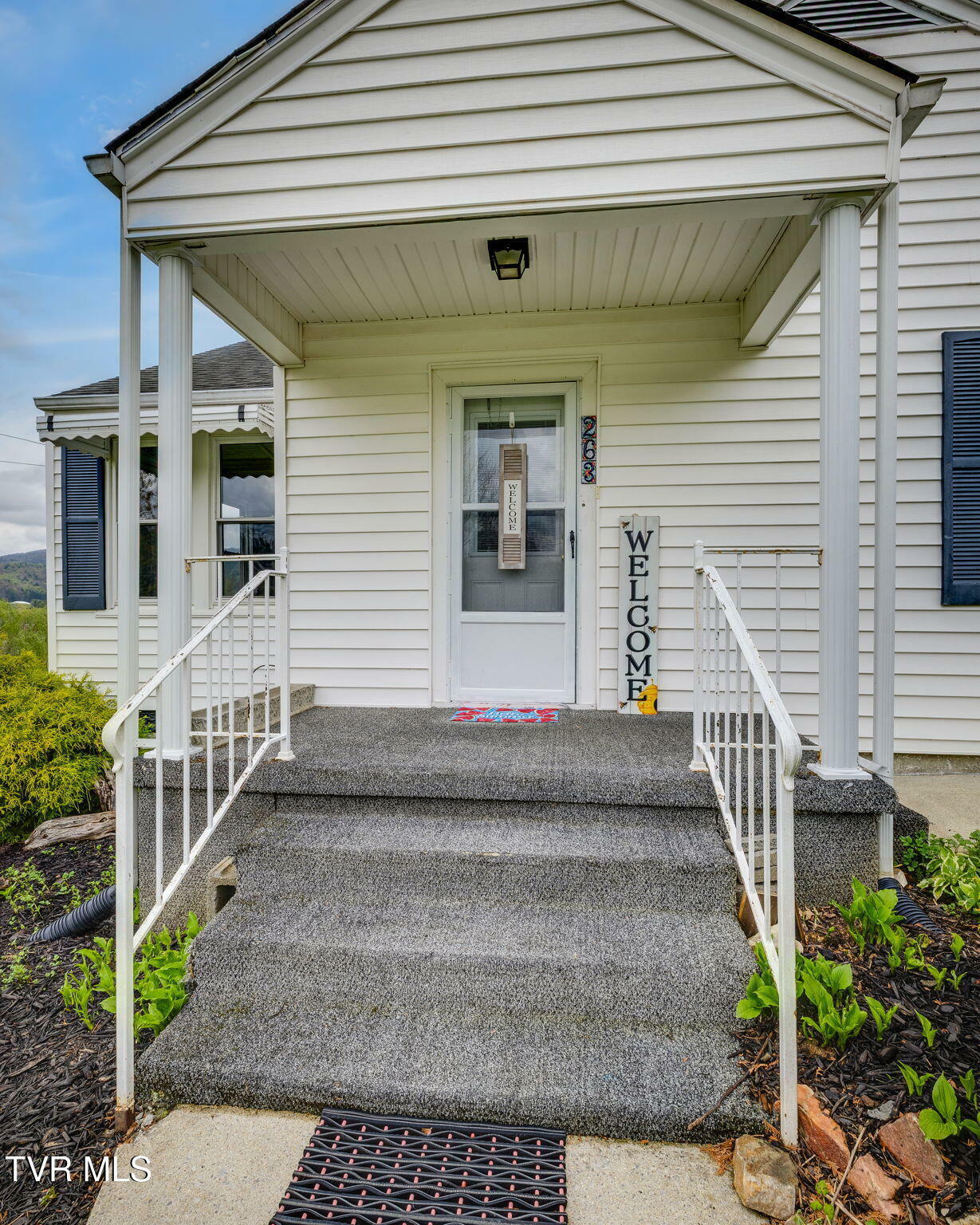 Property Photo: 263 Oak Street TN 37683