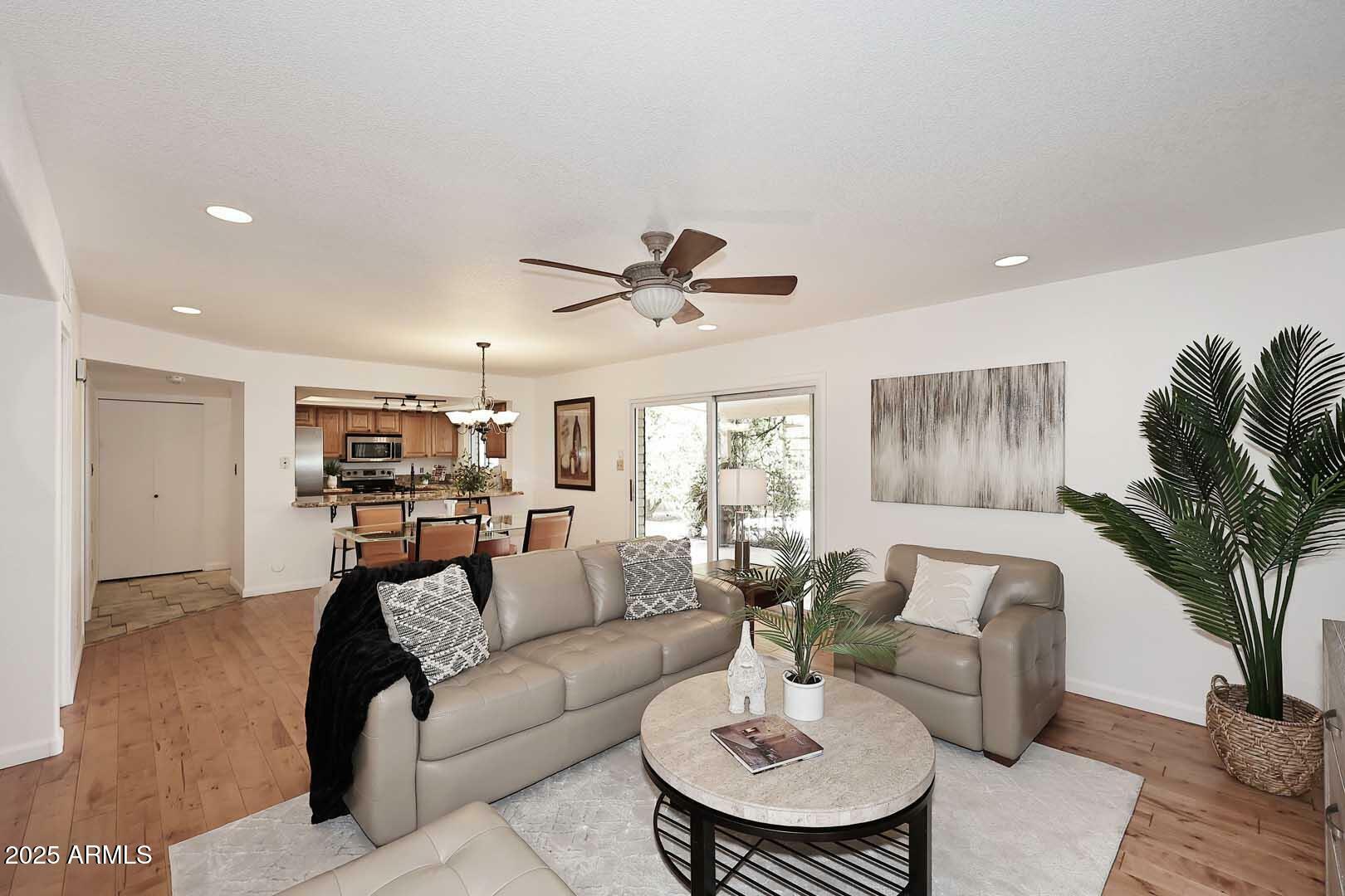 Property Photo: 7521 S College Avenue AZ 85283