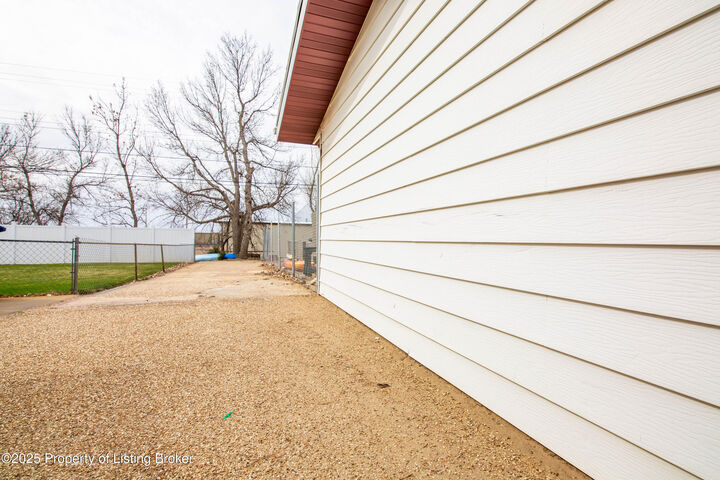Property Photo: 1459 2nd Street S ND 58601