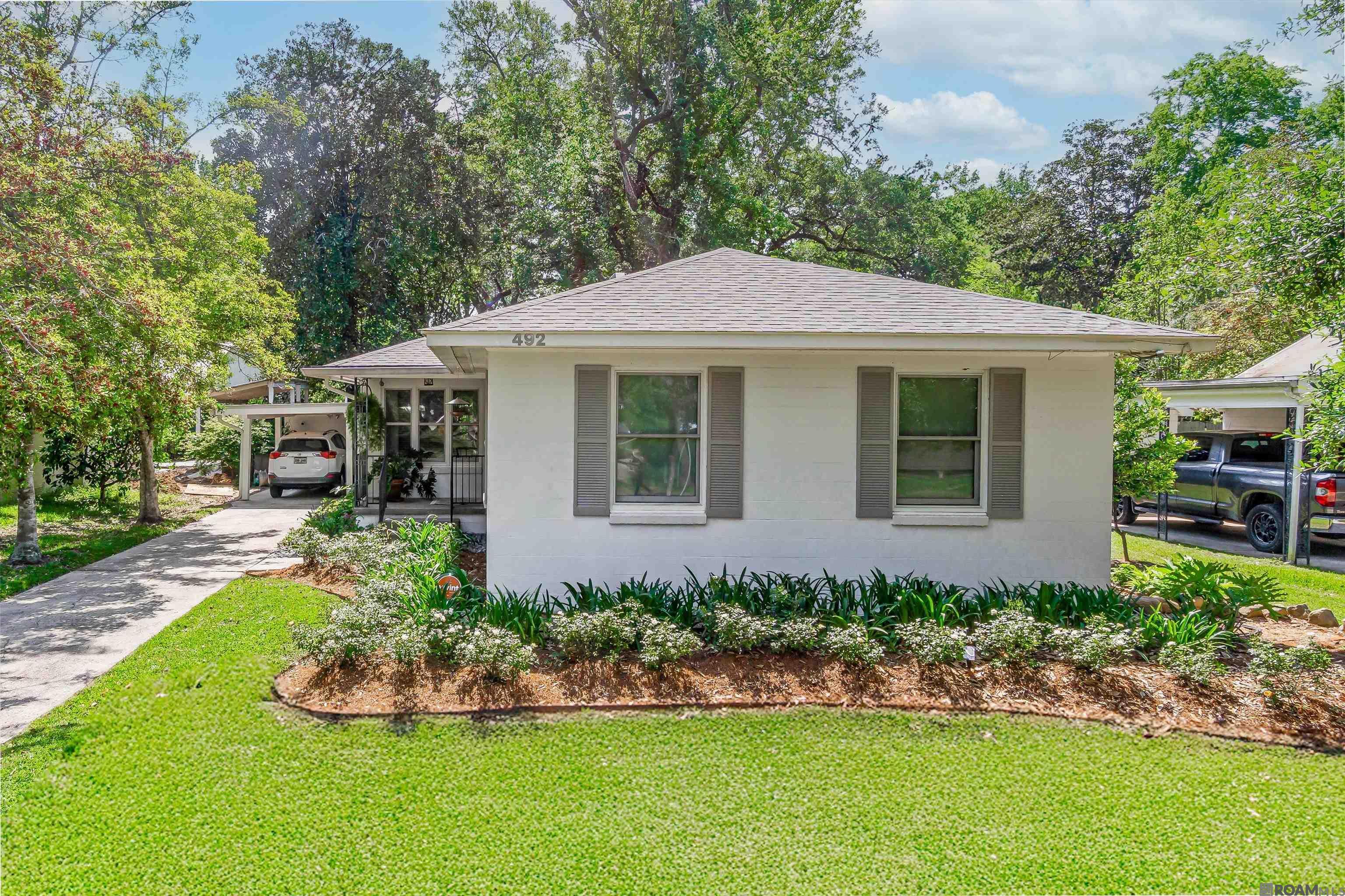 Property Photo:  492 Stanford Ave  LA 70808 