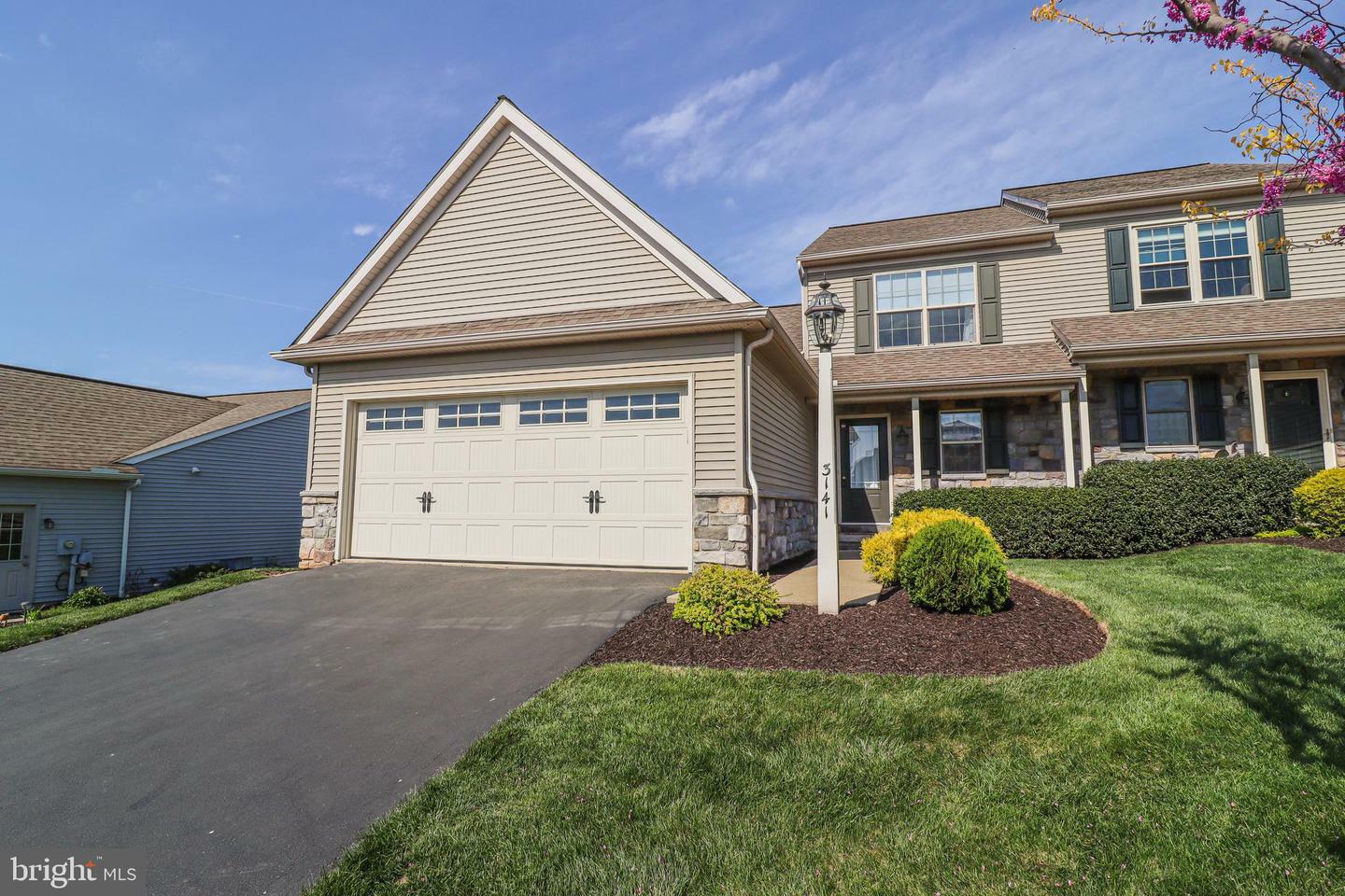 Property Photo: 3141 Faire Wynd Place PA 17315