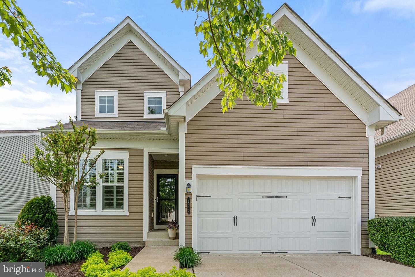 Property Photo: 213 Denison Street VA 22406