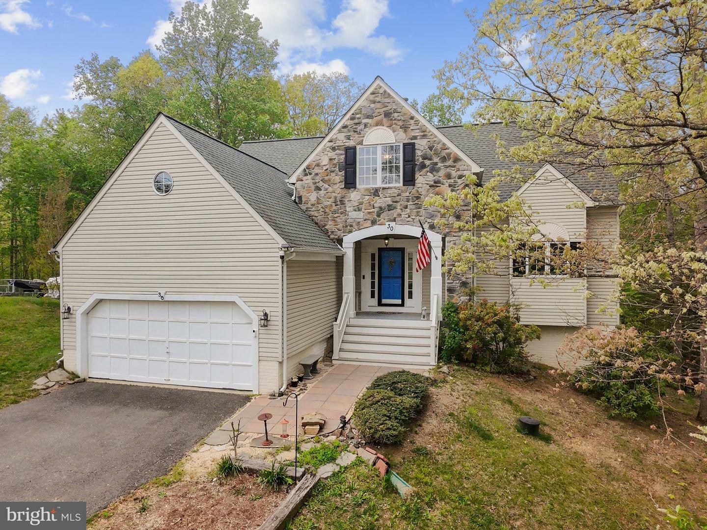 Property Photo: 30 Hulvey Drive VA 22556