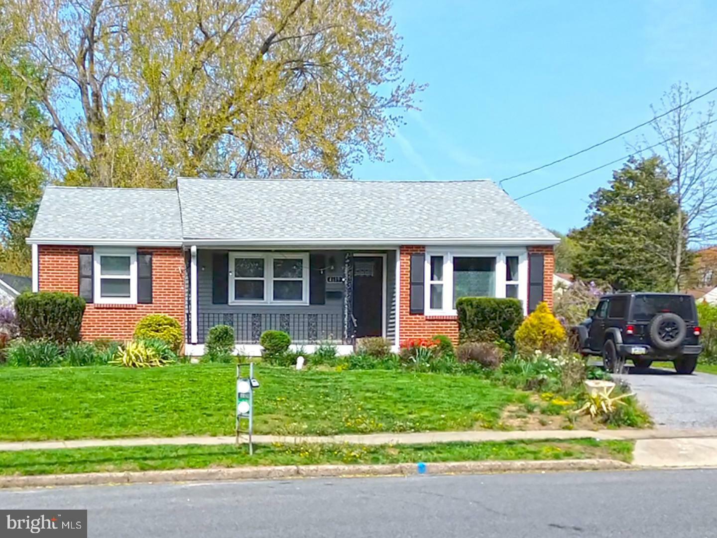 Property Photo: 4619 Sir Galahad Drive PA 19015
