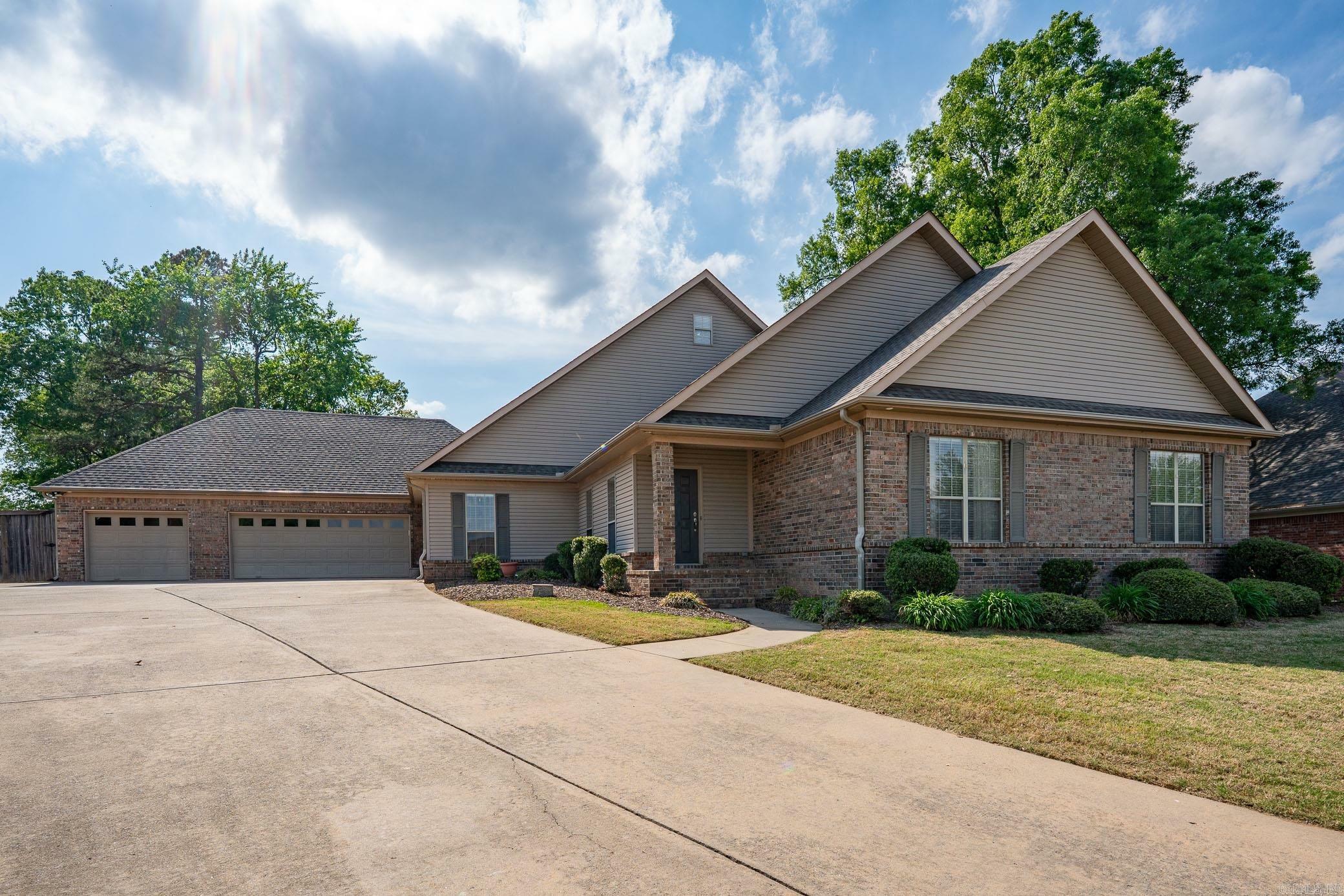 Property Photo: 505 Fieldstone AR 72034
