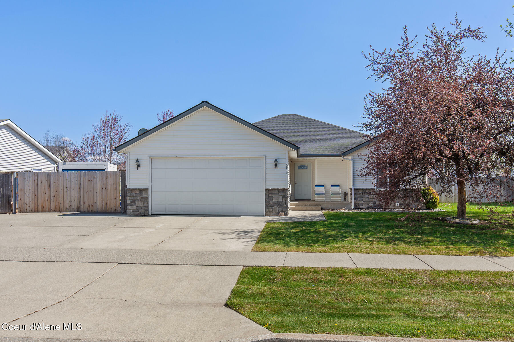 Property Photo: 8940 N Torrey Ln ID 83835