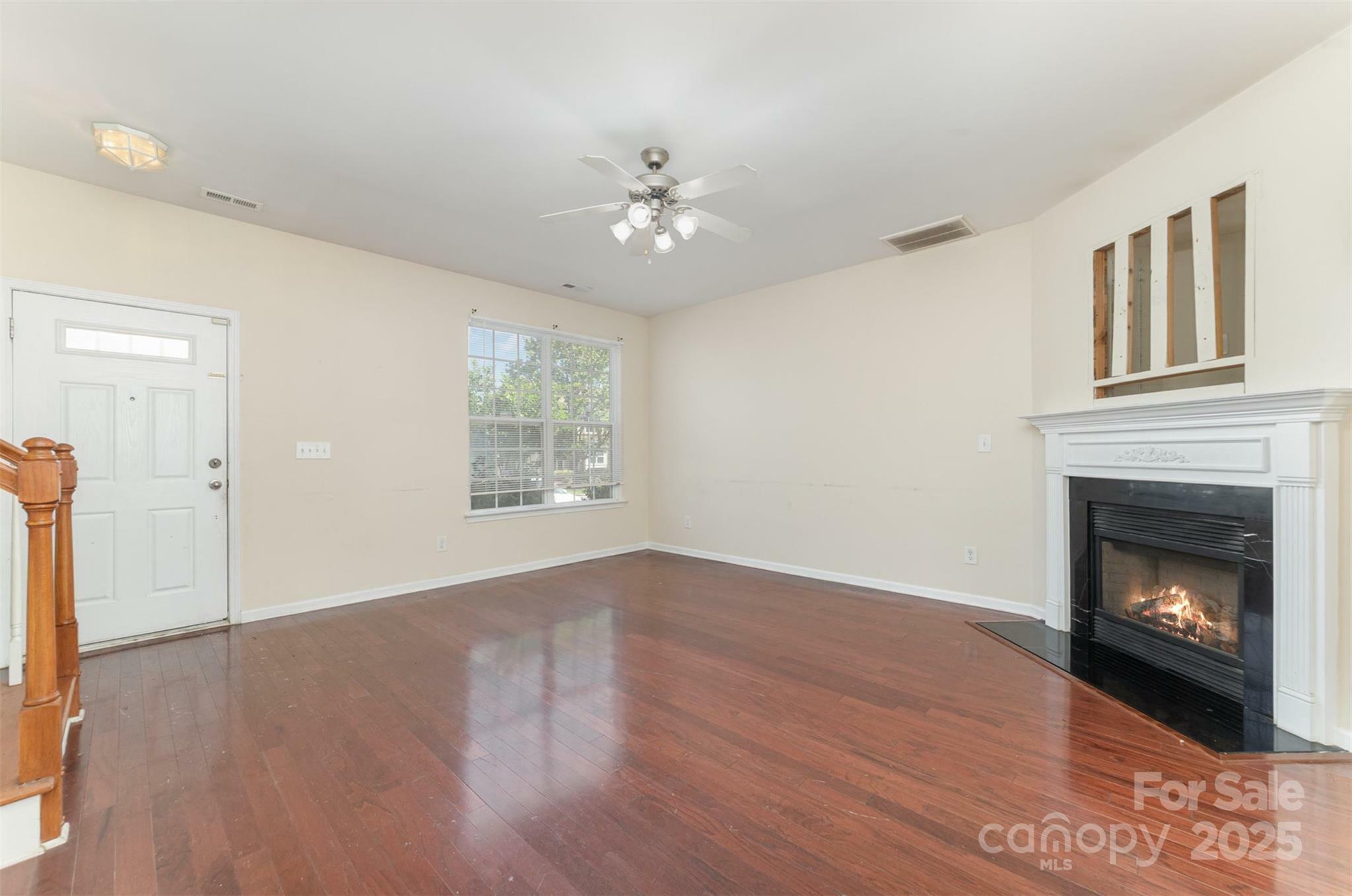 Property Photo: 827 Gentlewinds Court SC 29708