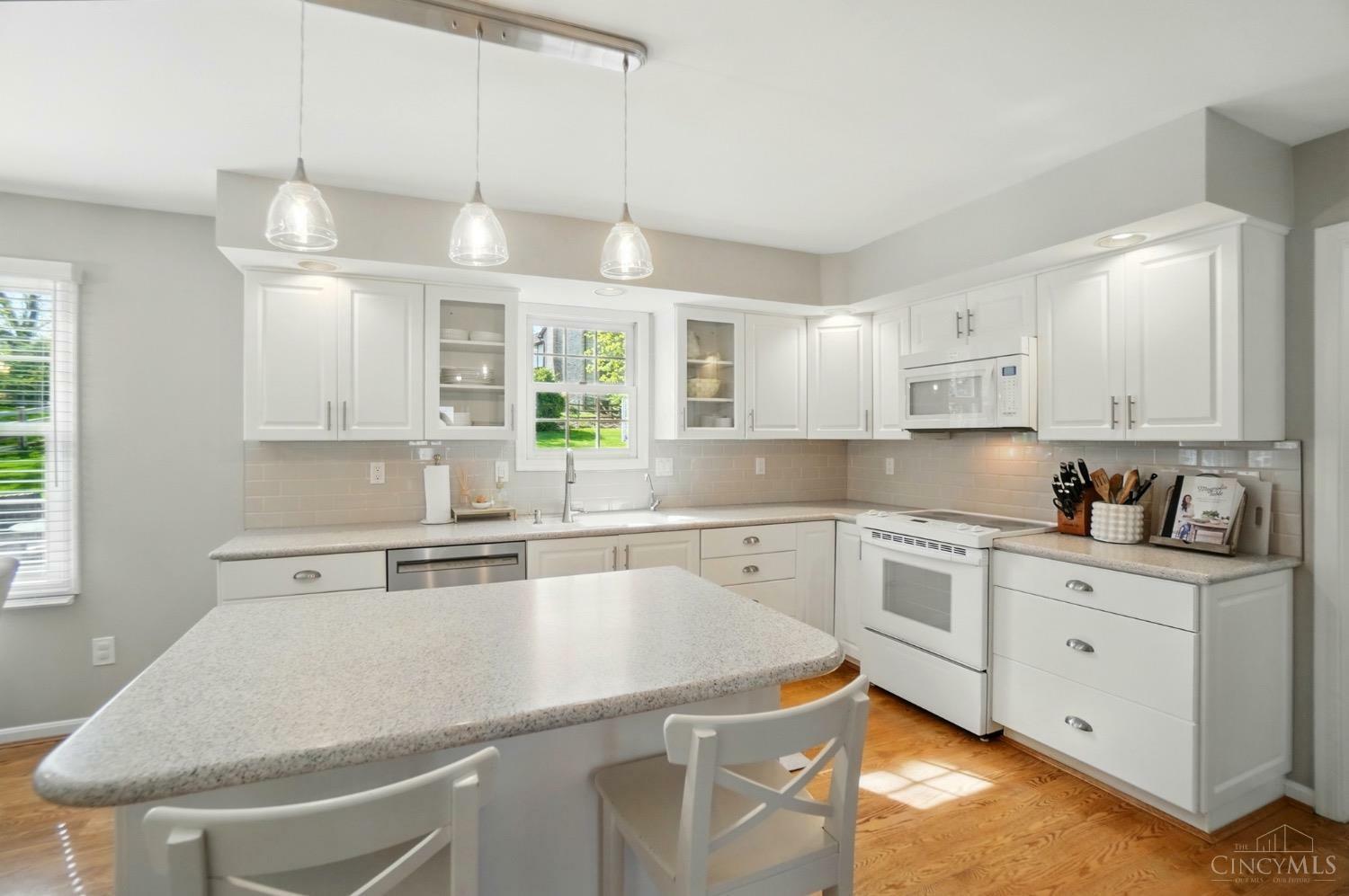 Property Photo: 7350 Cinnamon Woods Drive OH 45069