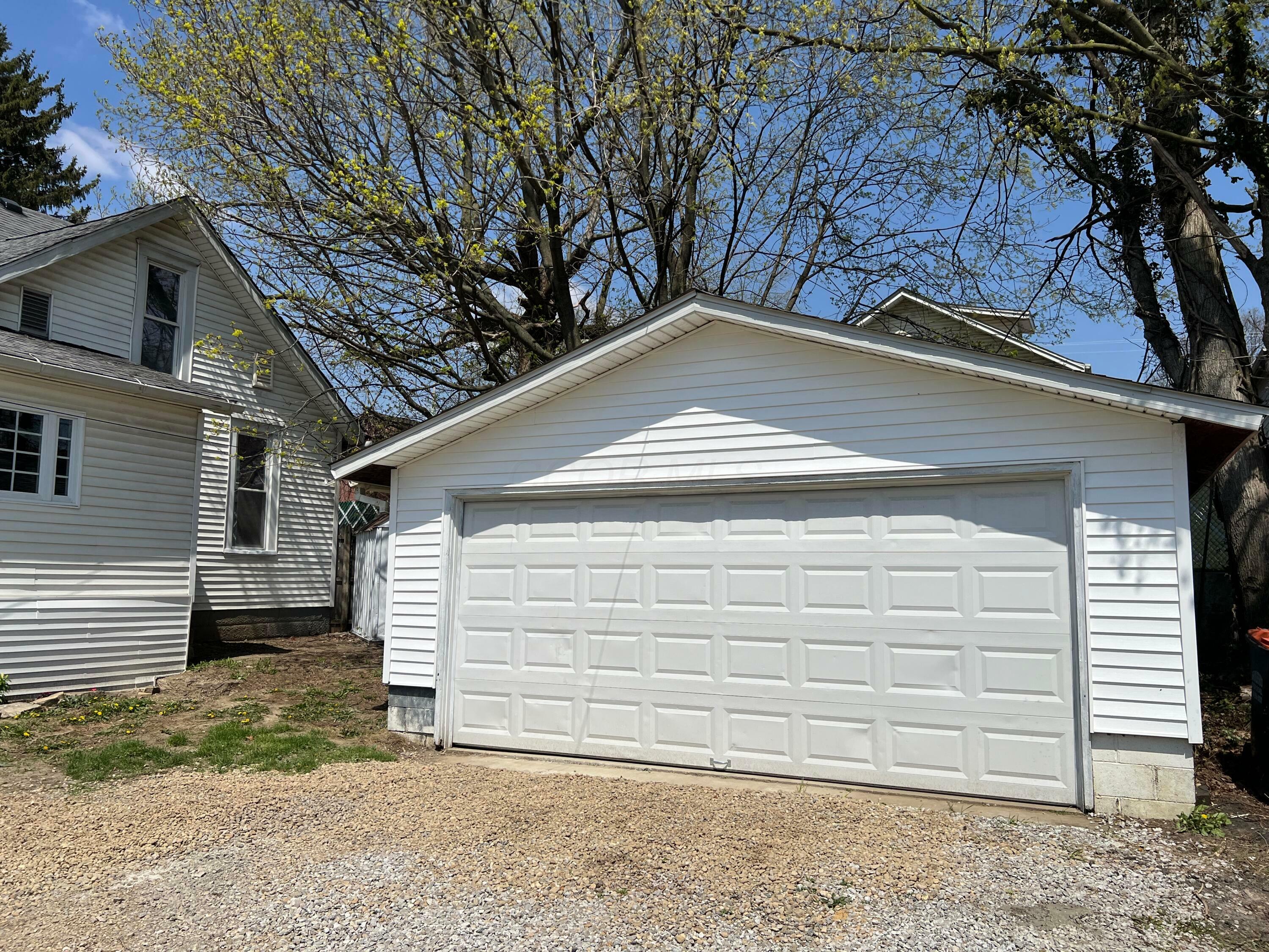 Property Photo: 232 Rosehill Avenue OH 43055