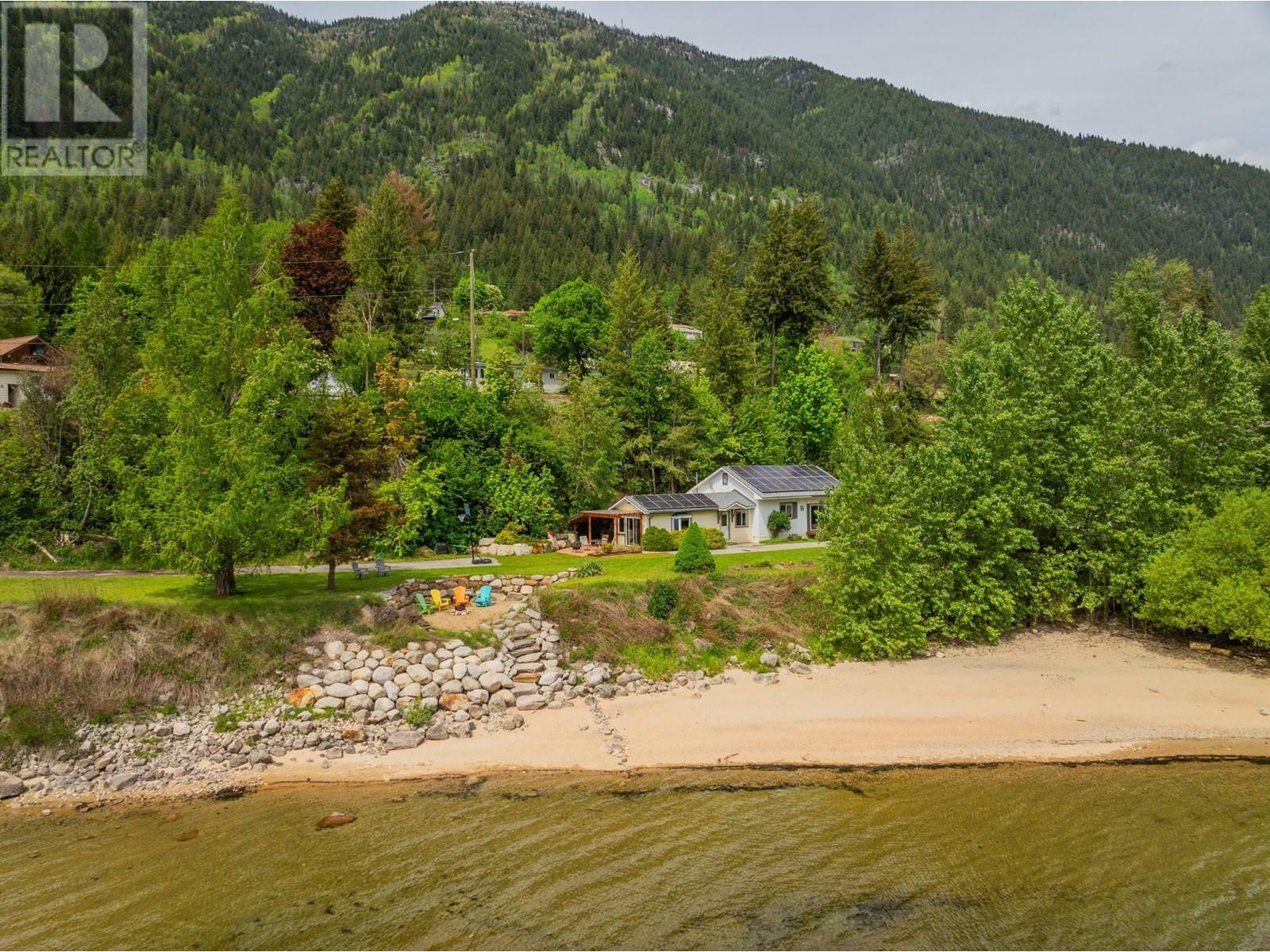 Property Photo: 606 Jorgensen Road BC V1L 6M6