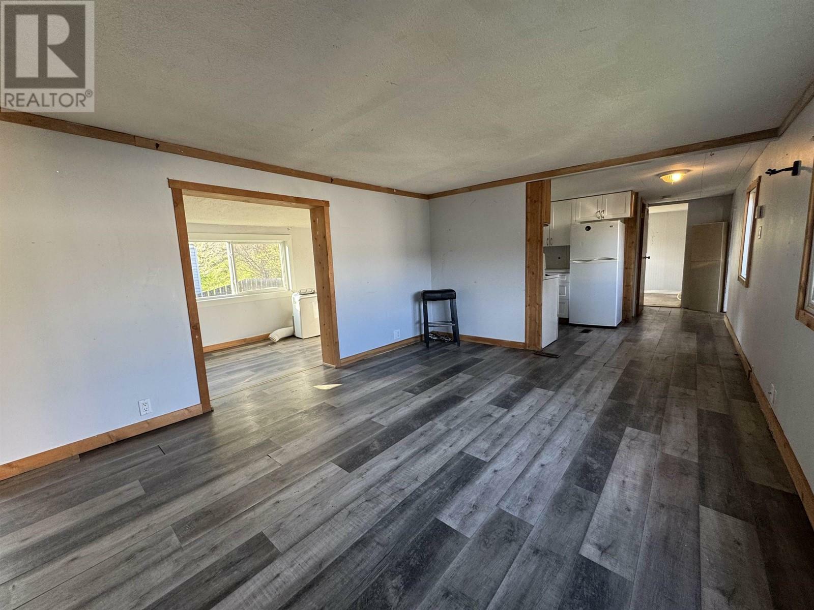 Property Photo: 560 Soda Creek Road 8 BC V2G 5E7