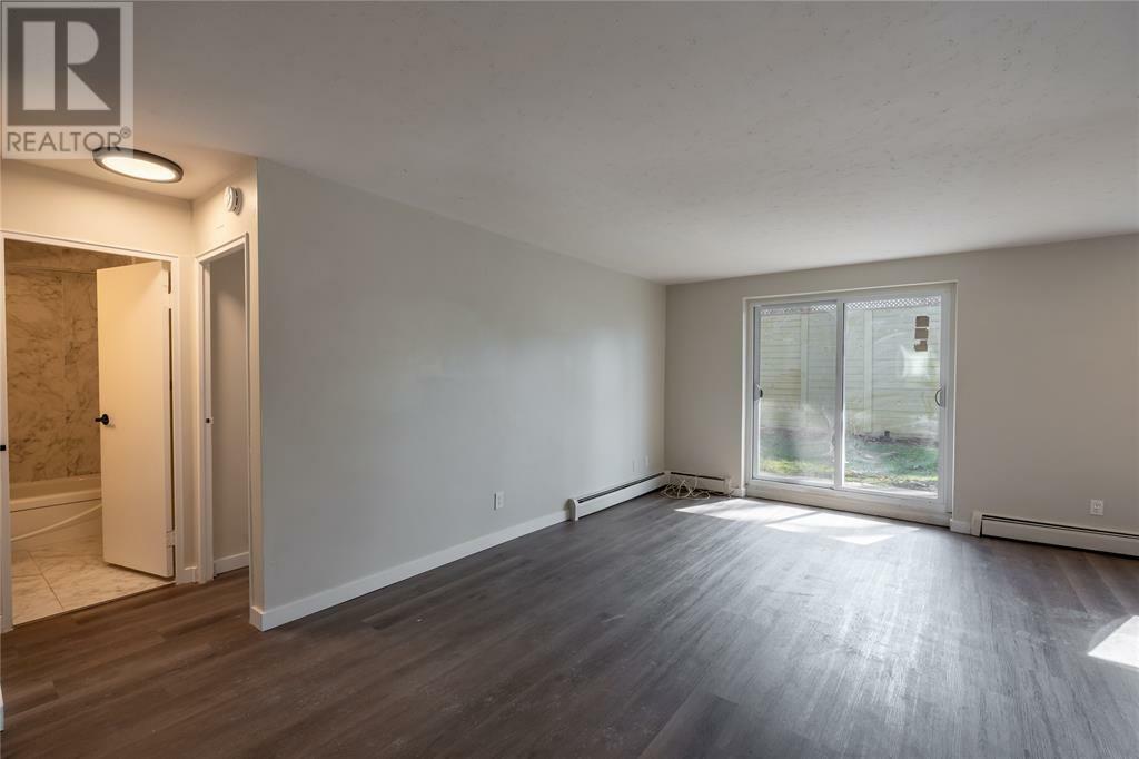 Photo de la propriété: 1075 Brenchley Avenue 104 ON N7S 1R6