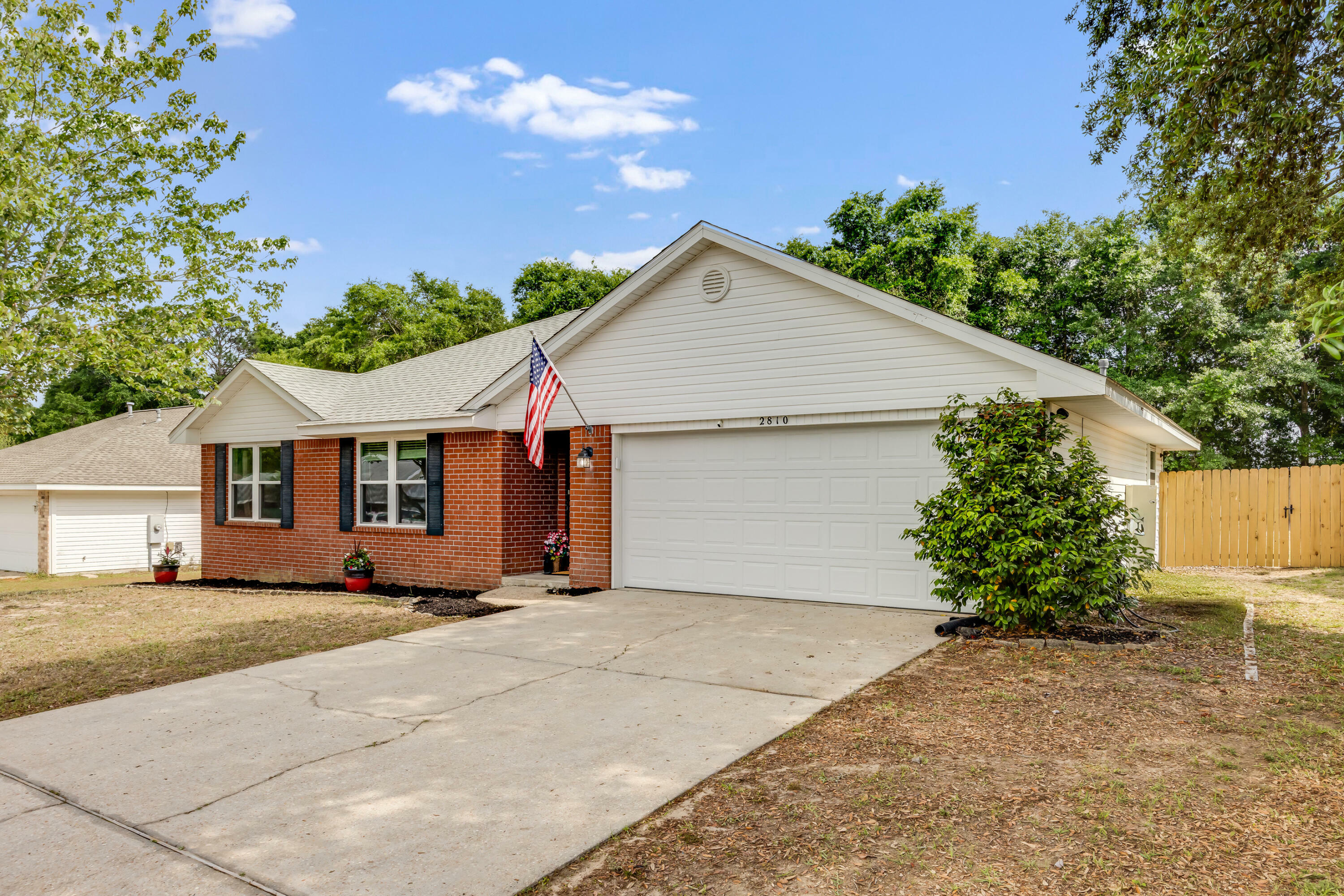 Property Photo: 2810 Atoka Trail FL 32539