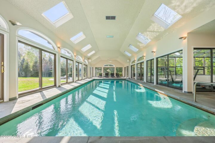 Property Photo: 21 Calhoun Drive CT 06831
