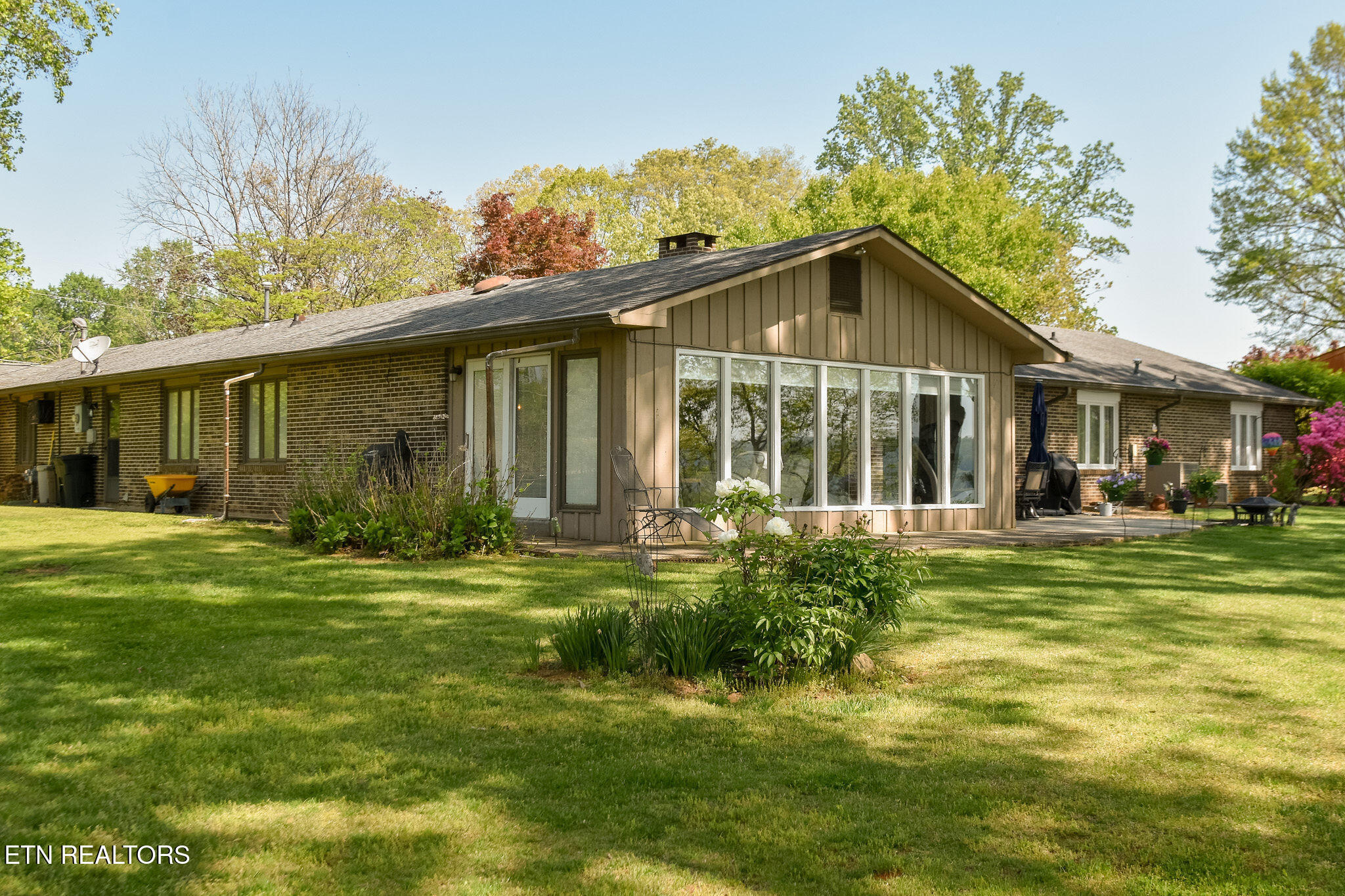 Property Photo: 121 Westcliff Drive TN 37748